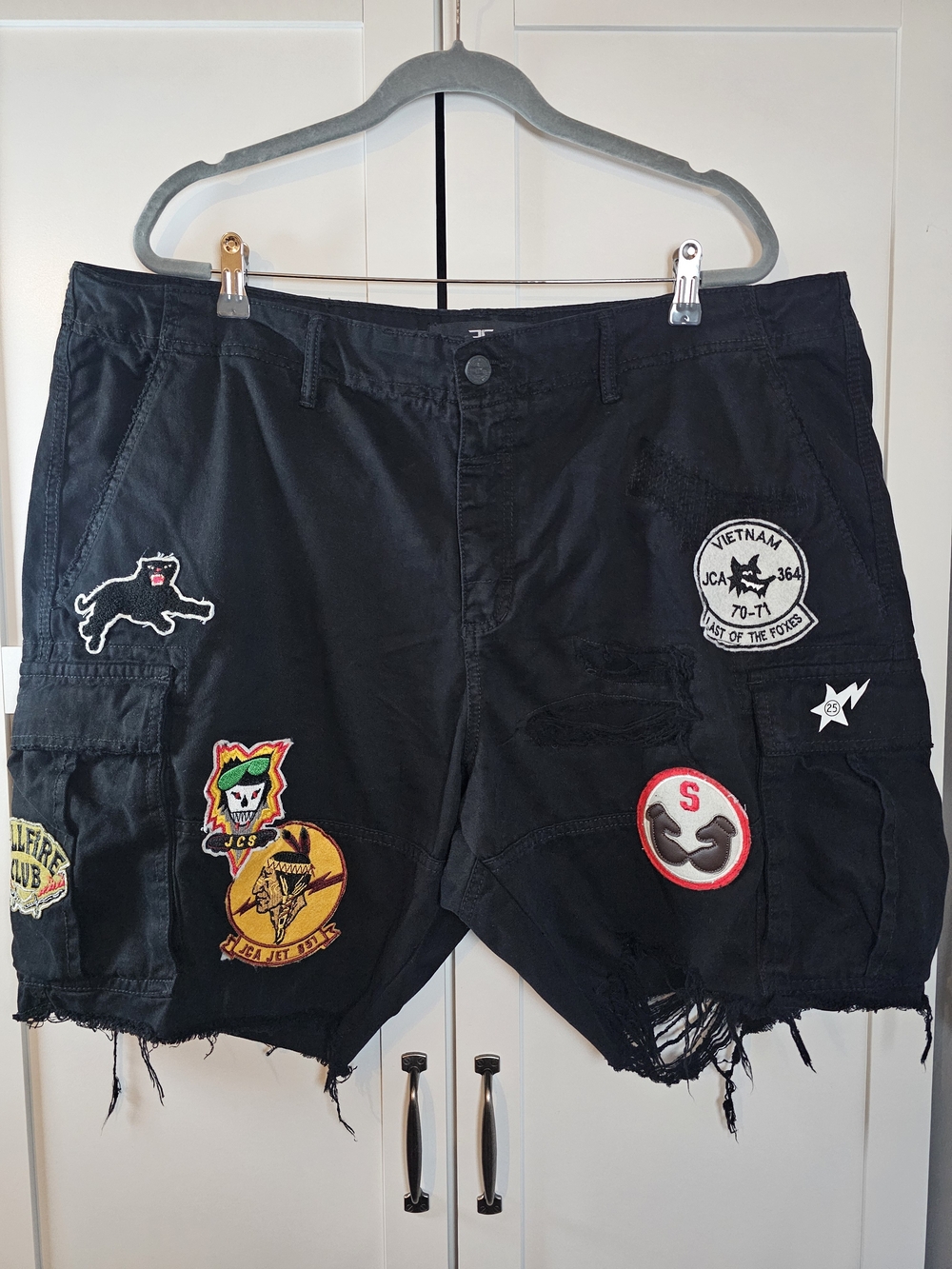 Jordan Craig Retro War Angel Cargo Shorts Black Distressed Patches Mens Size 42